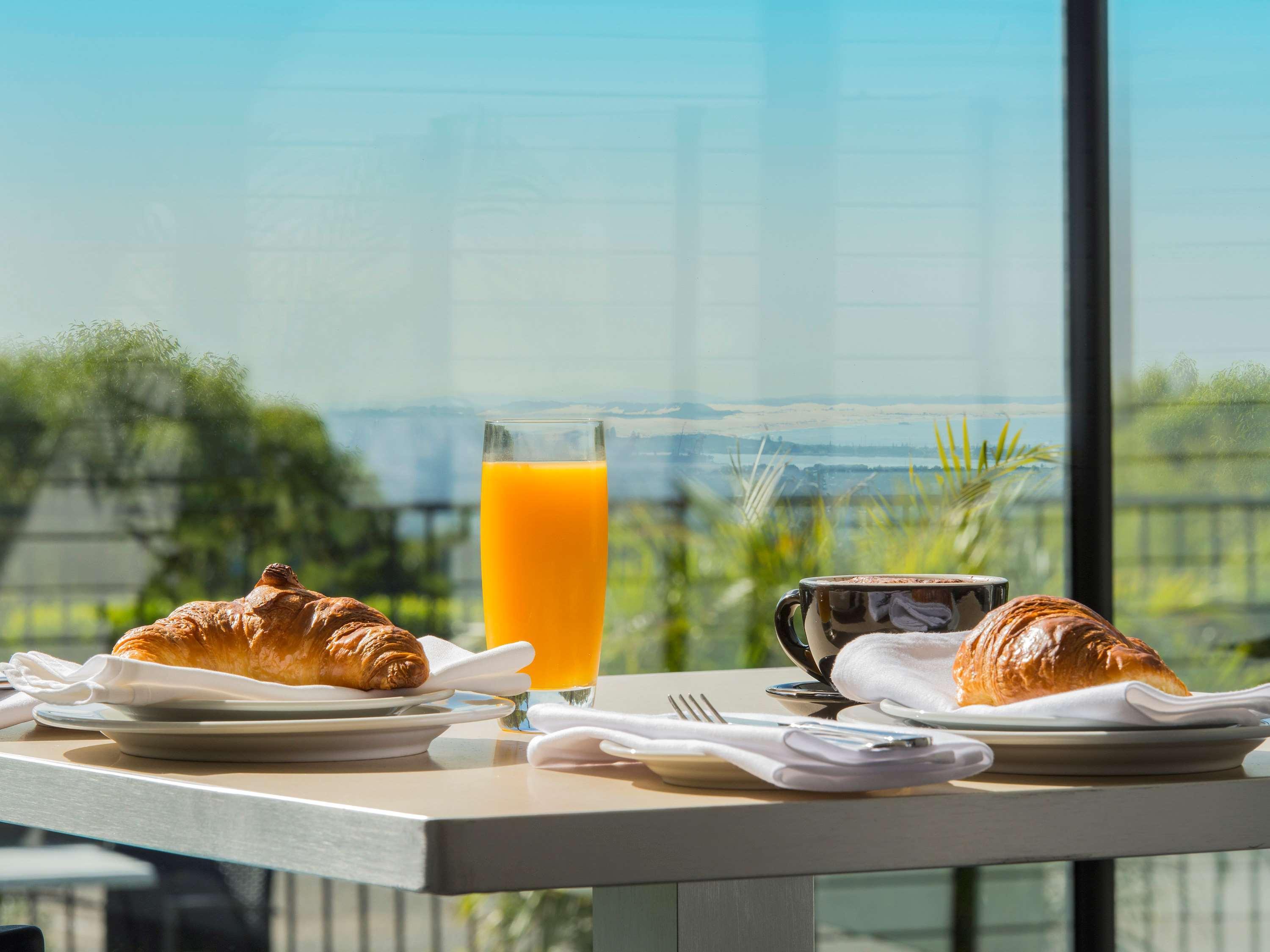 Mercure Charlestown Hotel